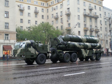 Nga trang bị hệ thống phòng không S-400 Triumph