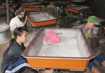 Sản phẩm công nghiệp nông thôn tiêu biểu 