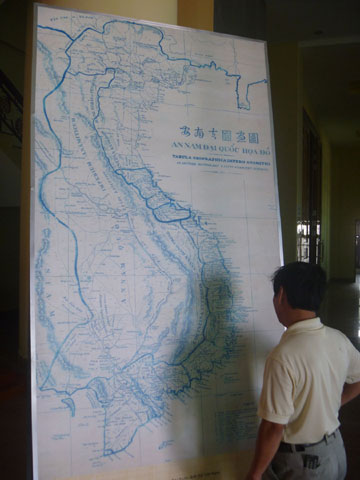 Trưng bày bản đồ cổ khẳng định chủ quyền của Việt Nam đối với Hoàng Sa, Trường Sa