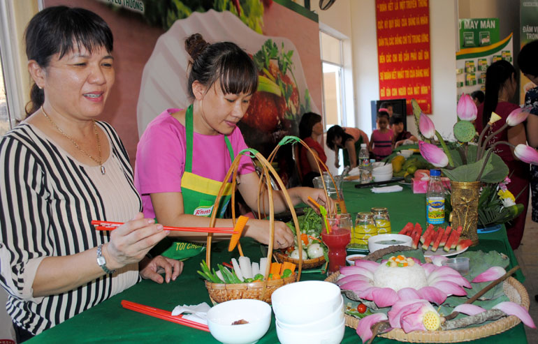 Học làm nội trợ 