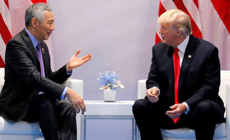 Tổng thống Mỹ Donald Trump gặp Thủ tướng Singapore Lý Hiển Long