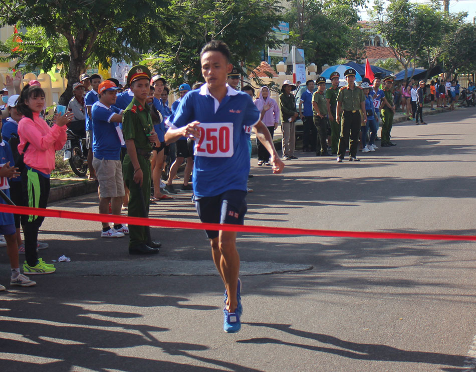 Cuộc tranh tài hấp dẫn