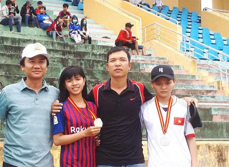 Thầy Hiếu tâm huyết với thể thao học đường