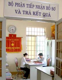 060719-mot-cua.jpg