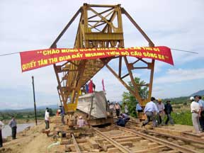 060901-lao-dam.jpg