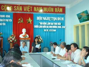 061124-hoi-nghi.jpg