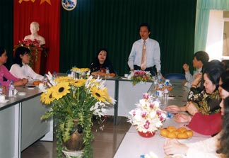 070308-tham.jpg