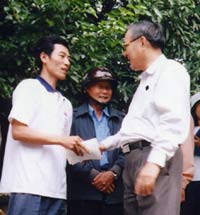 070430-ong-muoi.jpg