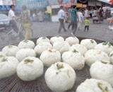 070813--banh-bao.jpg