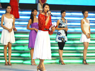 070901- MC Thanh Mai.jpg