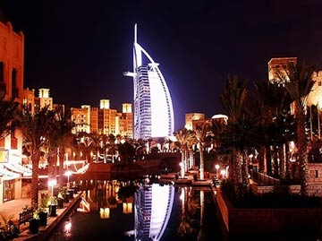 070918-Dubai-at-night.jpg