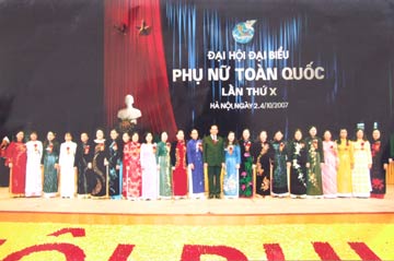 071019-PHU-NU.jpg