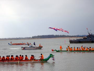 080213-thuyen12.jpg