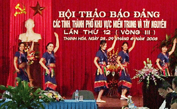 Hoi-thao-TH4.gif