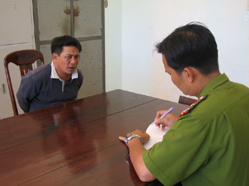 nguyenhanhnguyen-080625.jpg