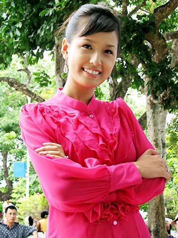 HH-Mai-Phuong-Thuy-080705.jpg