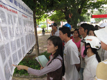 lao-dong-080807.jpg