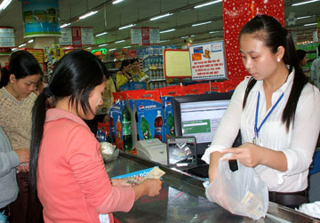 Co.op-Mart090114.jpg