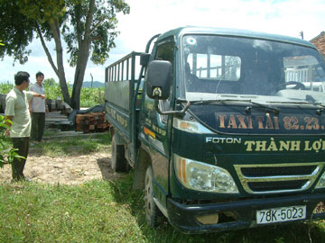 taxi-090727.jpg