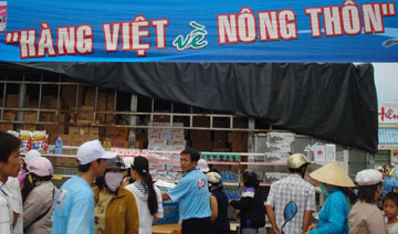 hang-viet100503.jpg