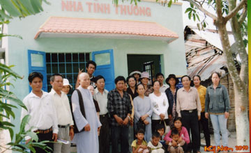 nhatinhthuong100527.jpg