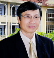 le-nhuong100630.jpg