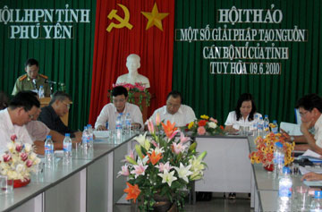 Hoi-thao100723.jpg