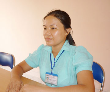 hoai-linh100812.jpg