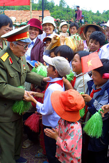 tuong-giap100825.jpg