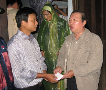 anh-trao-tien101110.jpg