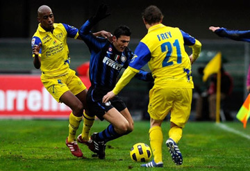 inter101122.jpg