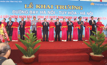 khai-truong-2.jpg