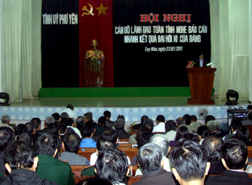 hoi-nghi110123.jpg