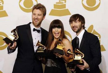 Grammy-110214.jpg