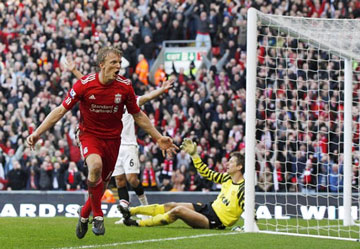 kuyt-110307.jpg