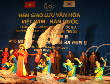 Giao-luu-Viet-Han.jpg