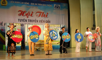 tieu-pham2110825.jpg