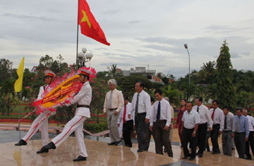 vieng110902.jpg