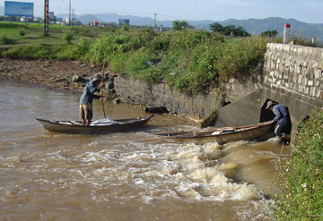 xung-dien110903.jpg