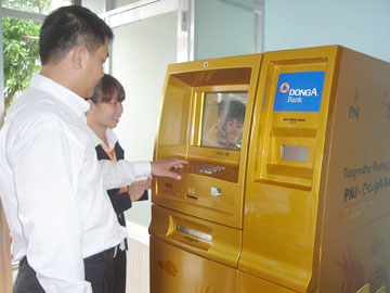 may-atm110924.jpg