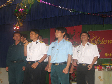 giao-luu-truong-sa120120.jpg