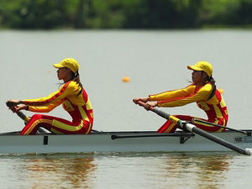 rowing120801.jpg