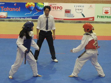 taekwondo120805.jpg