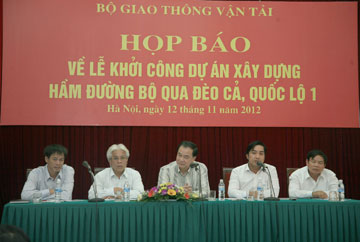 hop-bao121113.jpg