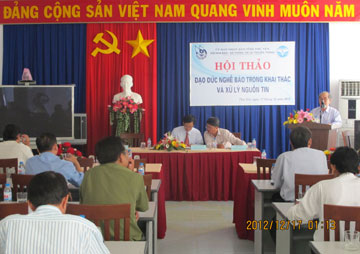 Hoi-thao121218.jpg