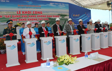 khoi-cong120212.jpg