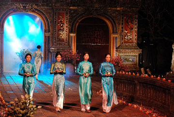 ao-dai120410.jpg