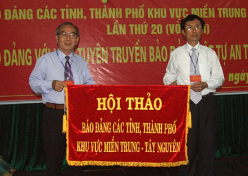 h-thao120512.jpg