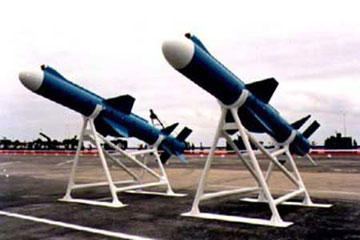 ten-lua-120529.jpg