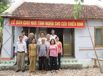 nha-tinh-nghia120719.jpg